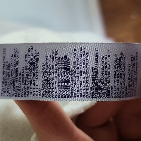 NYDJ Not your Daughters Jeans Faux Fur open tunic vest size XL - Picture 6 of 7